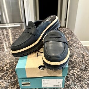 TOMs Cara Mule loafer size 6.5